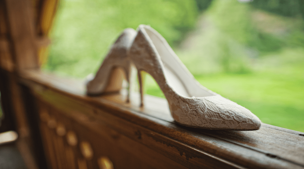 Picking your wedding shoes